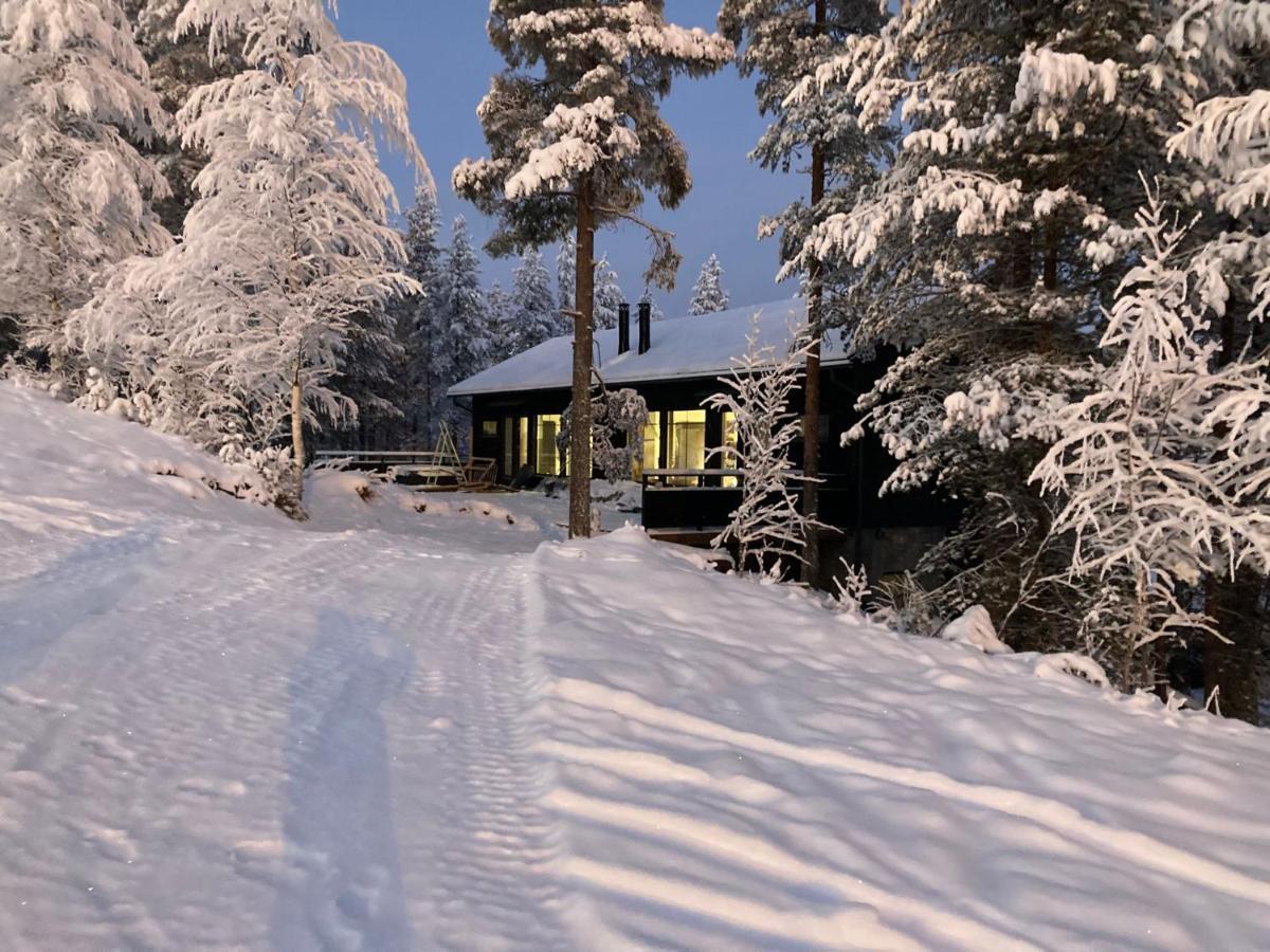 Chalet Porthos Ski-in With Private Hot Tub And Sauna In Lapland *